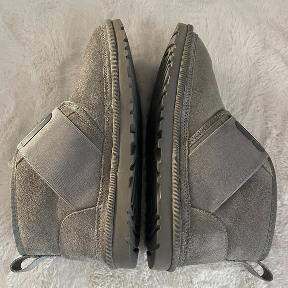 UGG S/N1111730 Neumel 11 Graphic Women's Gray Boots Size: 7 - Picture 9 of 16